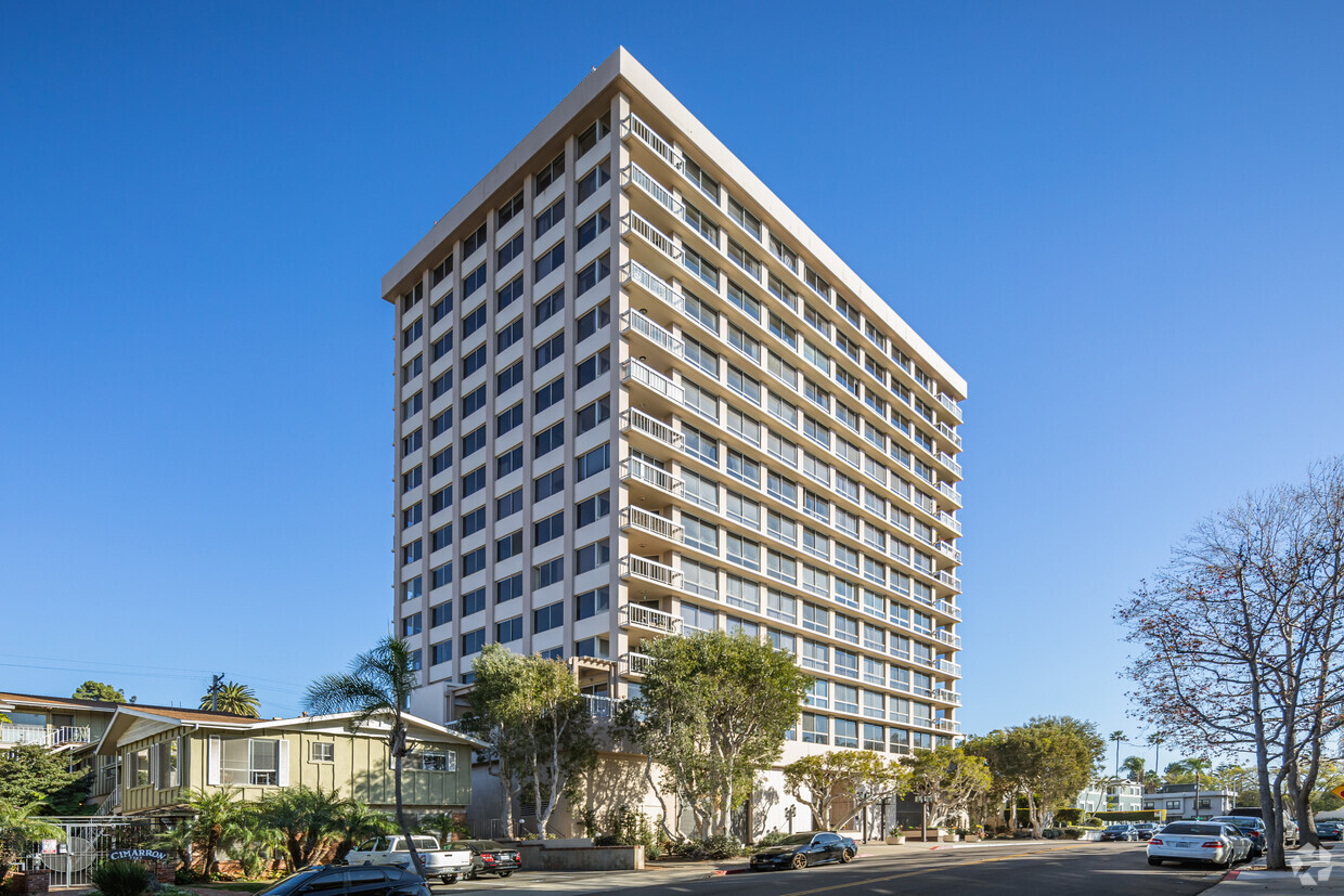 Primary Photo - Century Plaza Towers