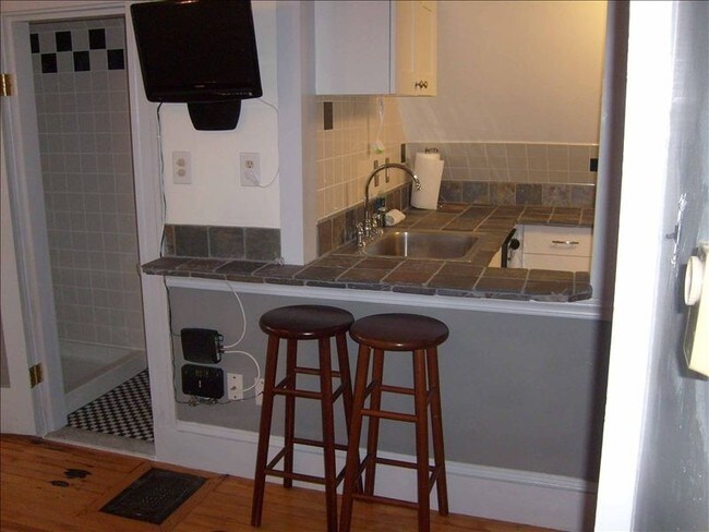 Building Photo - 47 Royal St