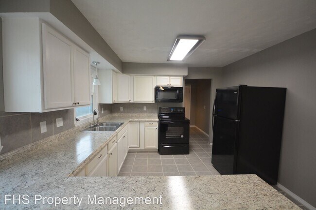 Building Photo - 3 br, 2 bath House - 2954 W Water