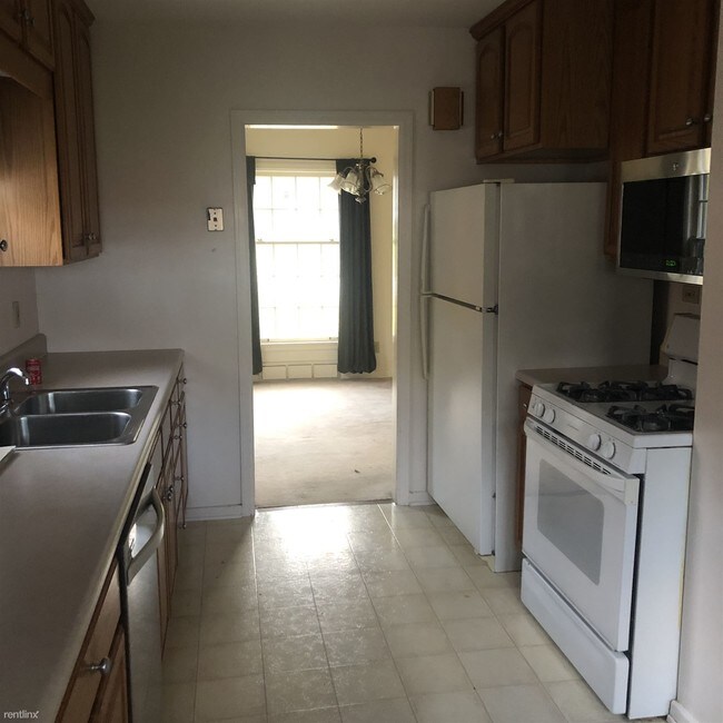 Foto del edificio - 3 br, 1.5 bath House - 1719 Bridge St NW