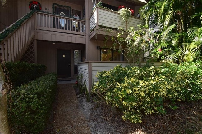 Building Photo - 1687 Brookhouse Cir