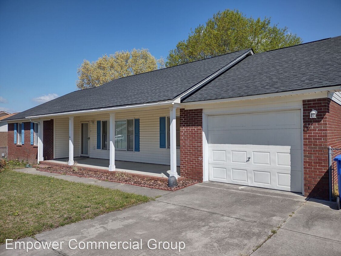 Foto principal - 3 br, 2 bath House - 8436 Cartman Drive