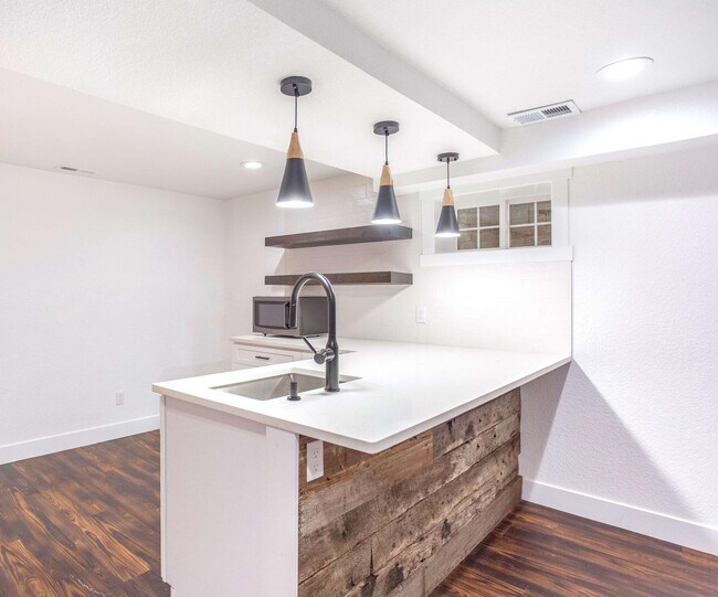 Foto del edificio - 3800 Adams St