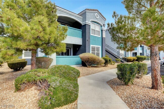 Building Photo - 6955 N Durango Dr