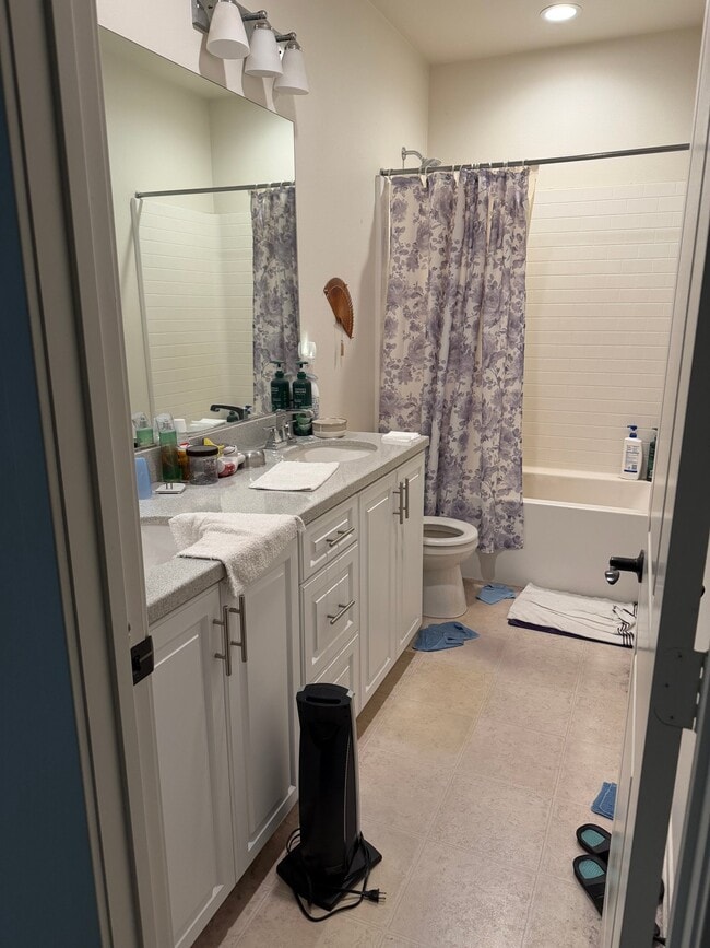 Building Photo - 4053 Inglenook Way