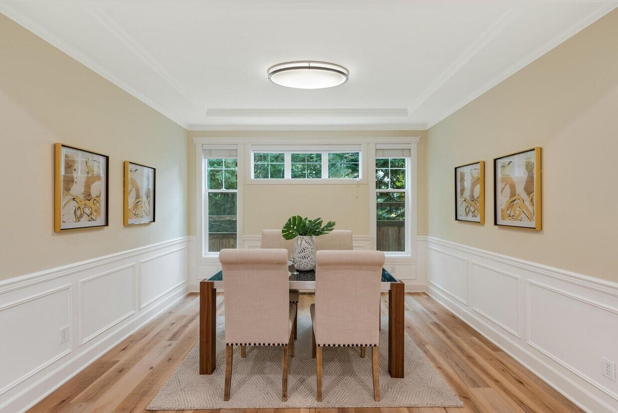 Primary Photo - Updated 4 bedroom house on quite cul-de-sac
