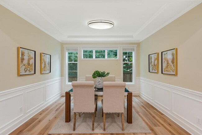 Updated 4 bedroom house on quite cul-de-sac - Updated 4 bedroom house on quite cul-de-sac
