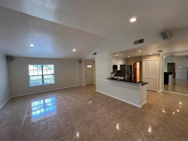 Building Photo - 8008 Eden Park Rd