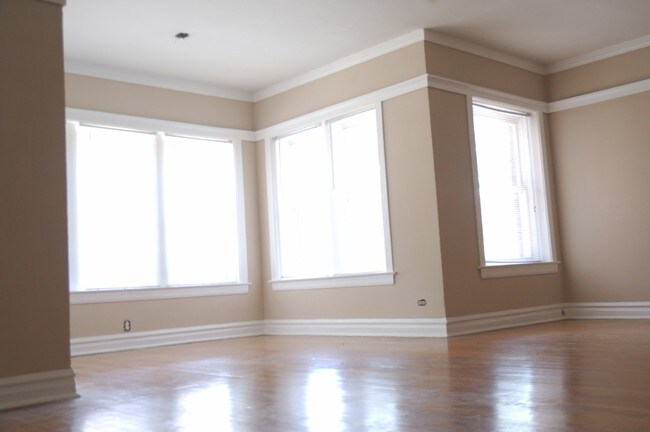 Foto del edificio - 6636 S Woodlawn Ave
