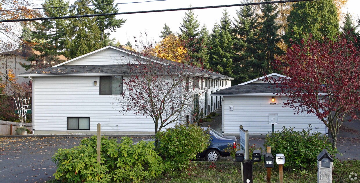 Primary Photo - Lighthouse Townhomes