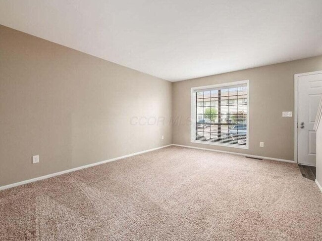 Building Photo - 5297 Brandy Oaks Ln