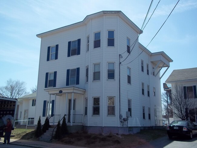 Building Photo - 347 Hayward St