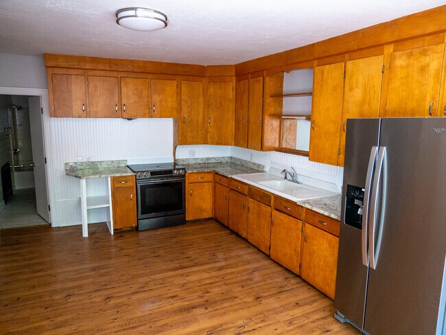 Kitchen - 21 Chestnut St