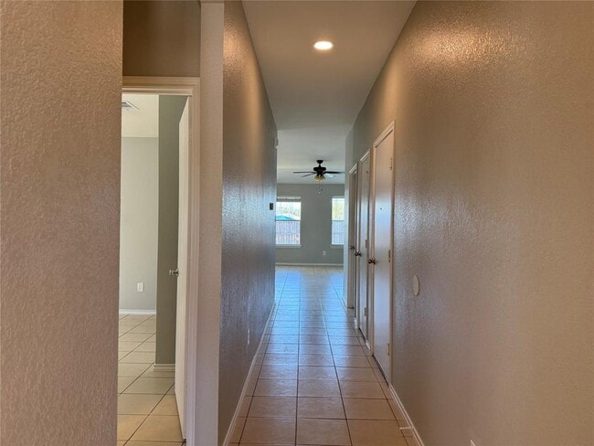 Building Photo - 313 Katherine Way