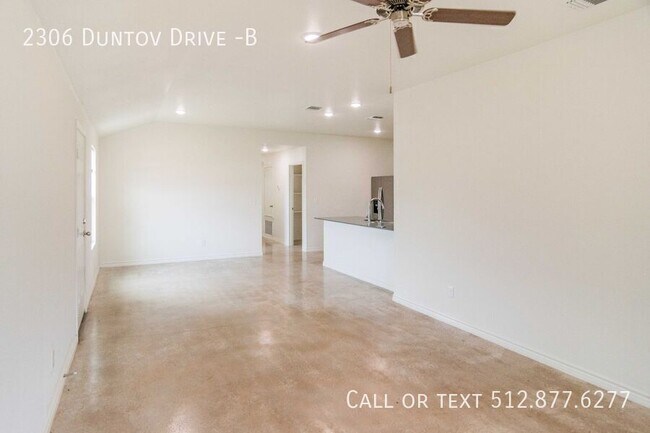 Foto del edificio - 2306 Duntov Dr