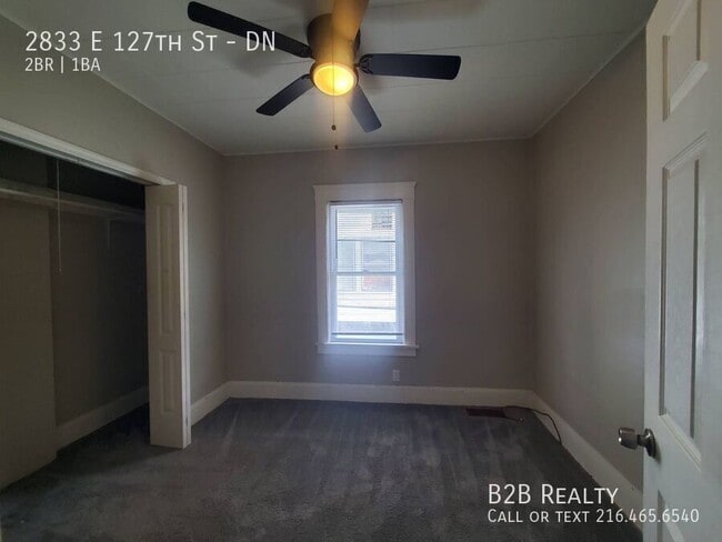 Foto del edificio - 2833 E 127th St