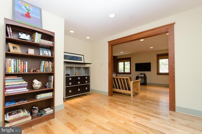 Building Photo - 8209 Ruxton Crossing Ct