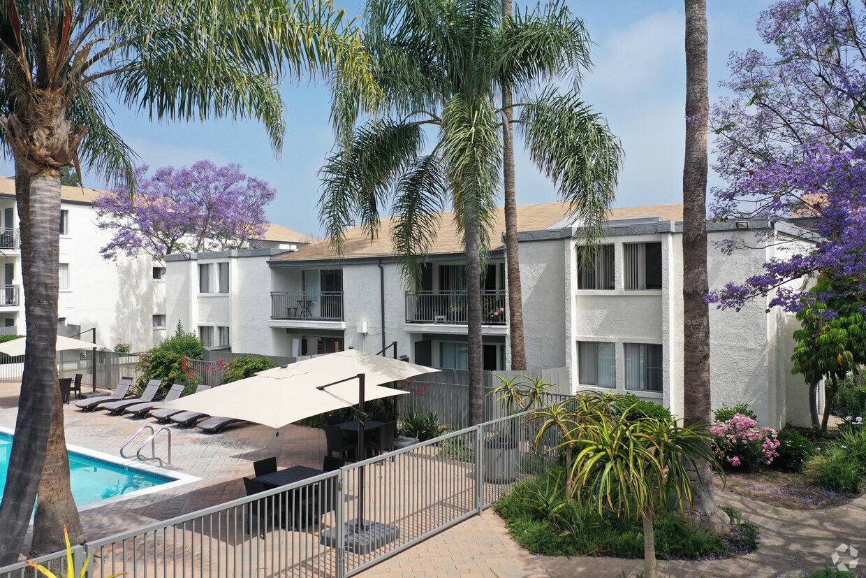 Tarzana Terraces Apartments in Tarzana, CA Westside Rentals