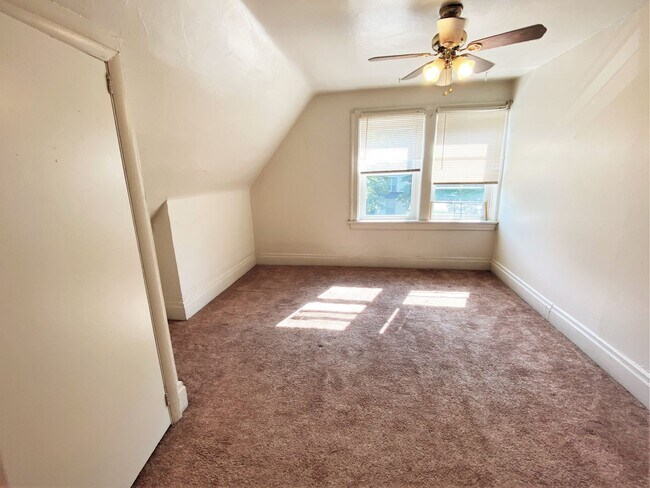 Foto del edificio - Highland Park - Apartments For Rent In Pit...