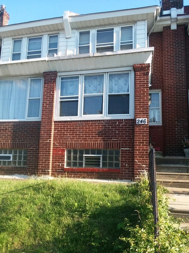 246 W Nedro Ave, Philadelphia, PA 19120 House Rental in Philadelphia