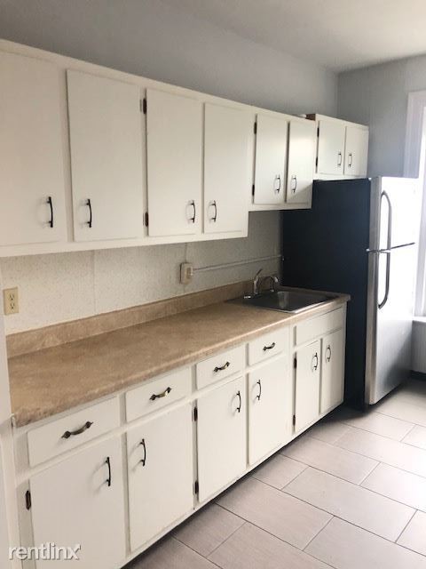 Building Photo - 2 br, 1 bath  - 1475 Chapel St Unit B3