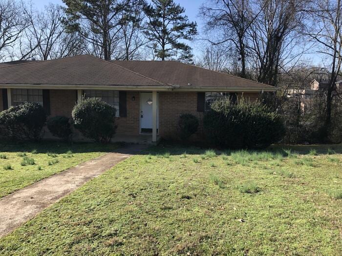 512 Royal Crest Dr, Red Bank, TN 37343 House for Rent in Red Bank, TN