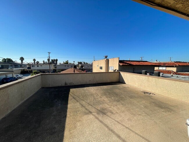 Foto del edificio - 4292 Howard Ave