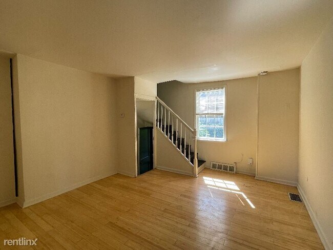 Building Photo - 2 br, 1 bath Townhome - 1214 Panama St