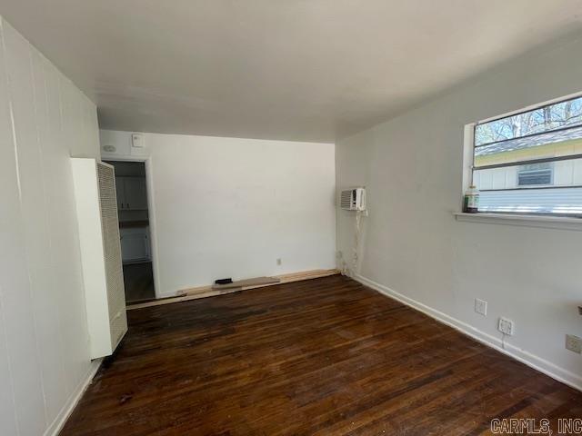 Building Photo - 7500 Knollwood Rd
