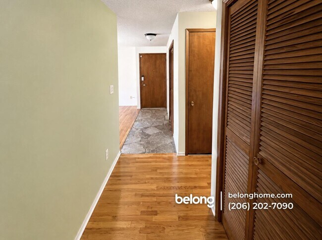Foto del edificio - 1220 E Laurel St