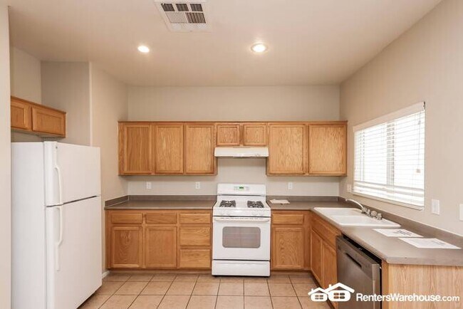 Building Photo - Renters Warehouse proudly presents an amaz...