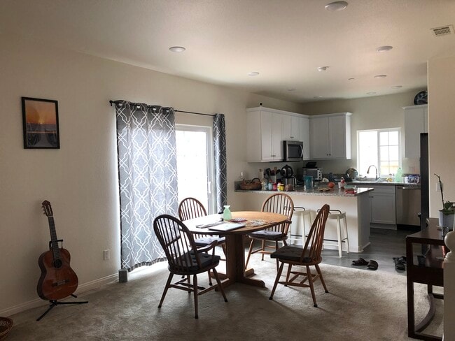 Building Photo - 288 Scarlett Cir