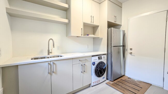 Building Photo - 277 Sage Hill Cir NW