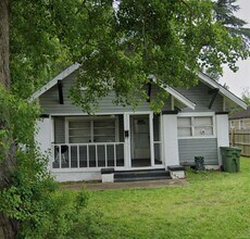 Building Photo - 2808 Thrasher St
