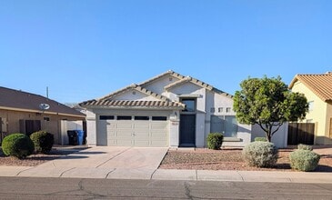 Building Photo - 3860 E Longhorn Dr