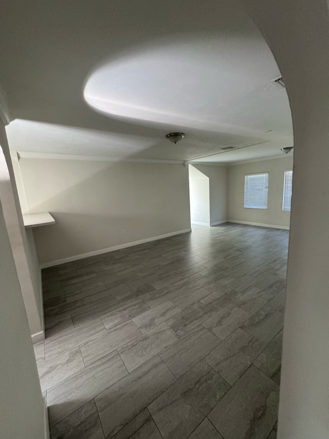 Foto del edificio - 934 SW 8th Ct