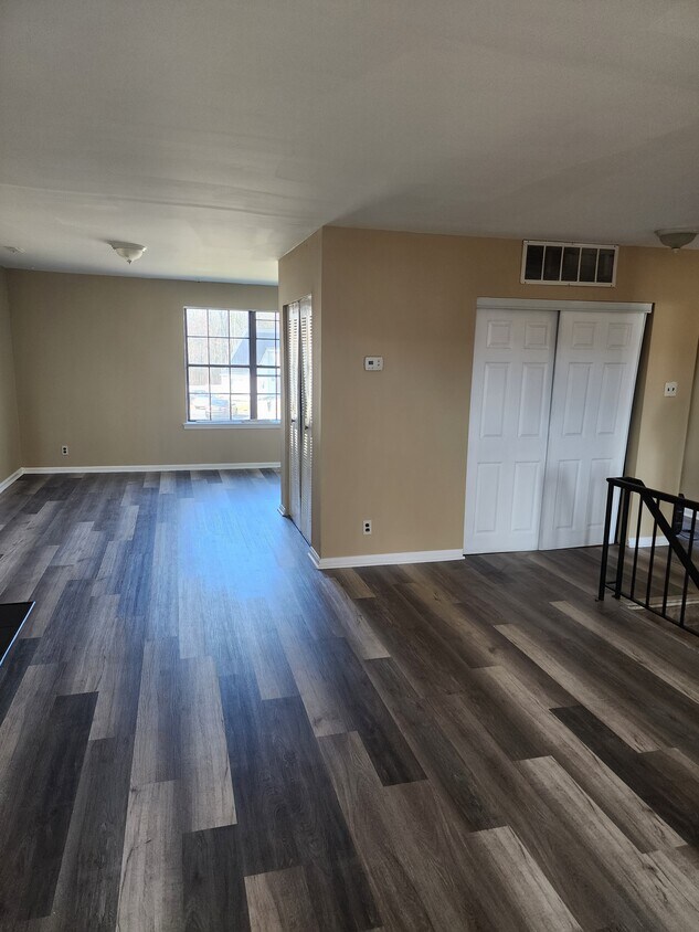 Foto del edificio - 9 Hampton Gate Dr