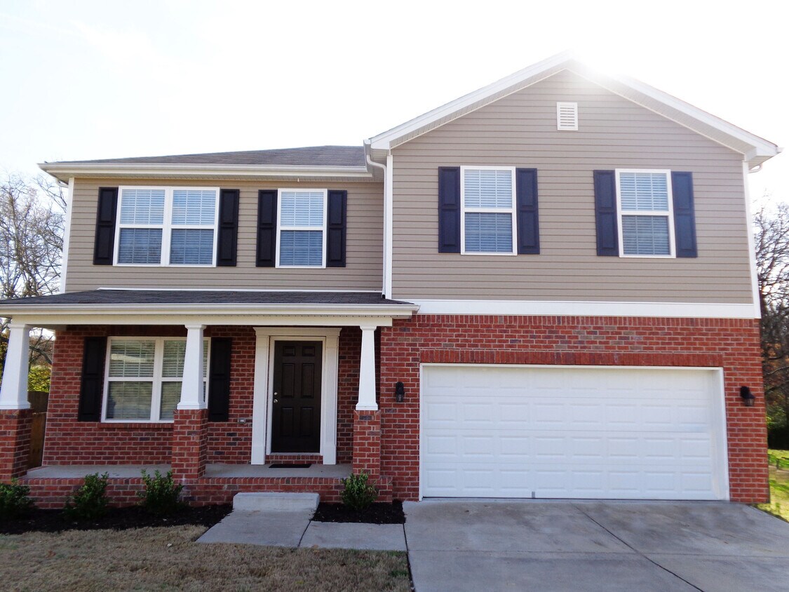 645 Smoky Mountains Drive House for Rent in Gallatin, TN