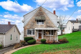 Building Photo - 217 American Ave