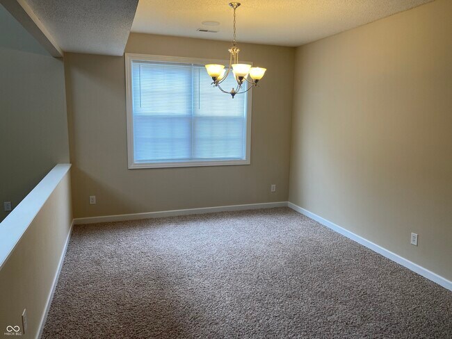 Building Photo - 2417 Shadow Ct