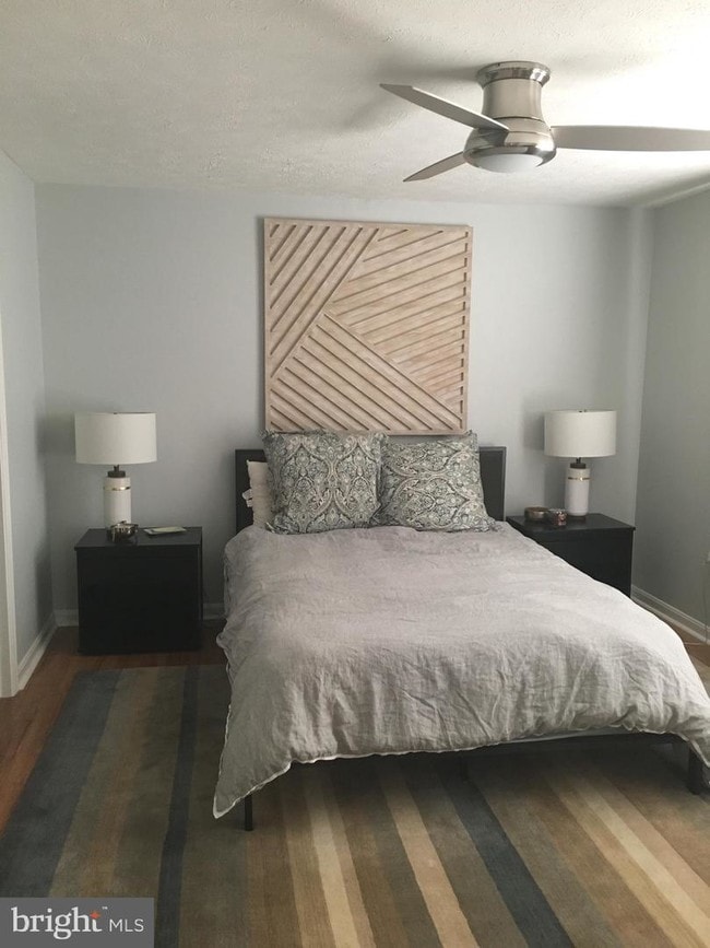 Building Photo - 2000 Phillips Terrace