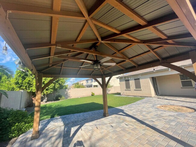 Building Photo - 7601 W Berridge Ln