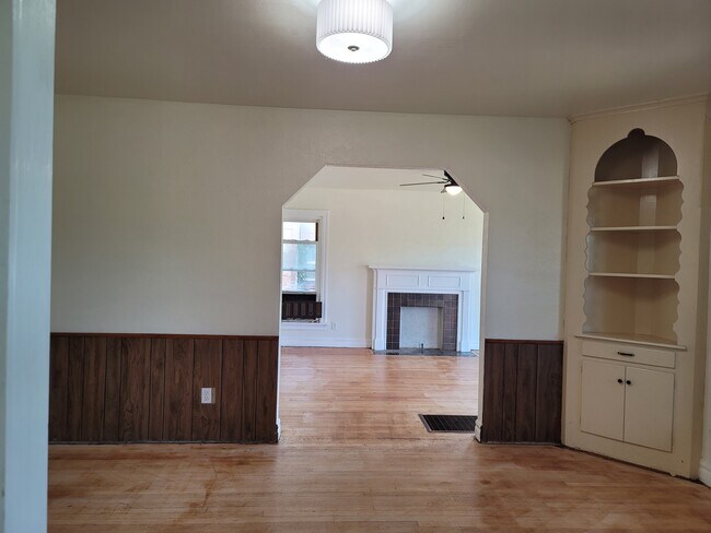 Foto del edificio - 2324 NE 26th St