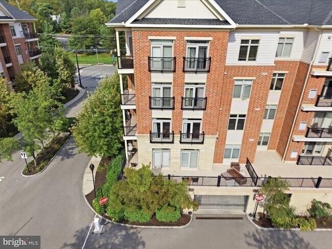 Foto del edificio - 301 Carson Terrace