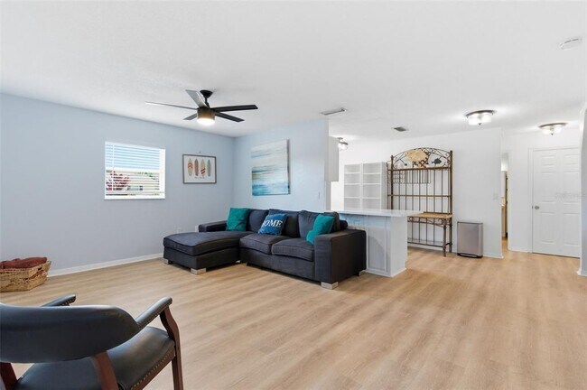Foto del edificio - 2227 Montclair Dr