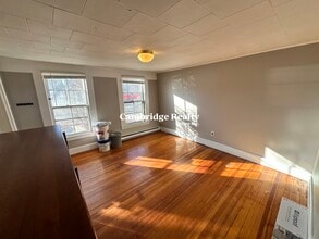 Building Photo - 173 Mount Auburn St