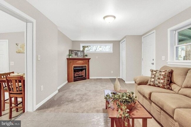 Building Photo - 3-bedroom Cape Cod in Susquehanna District