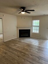 Building Photo - 202 Country Haven Dr