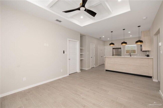 Foto del edificio - 9 Northwestern Ave