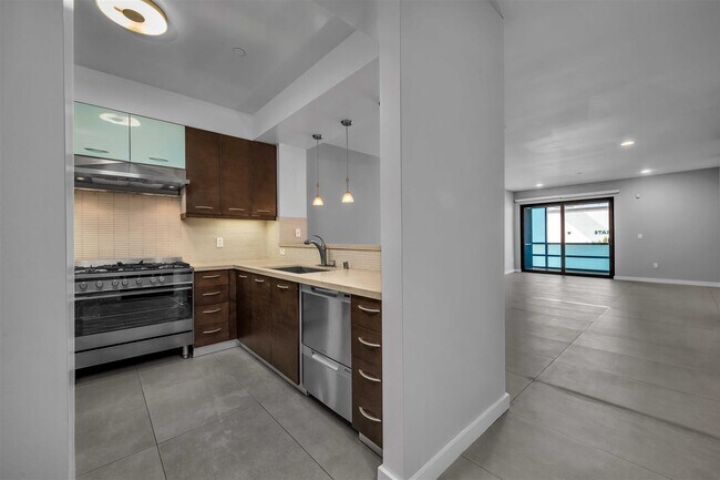Building Photo - 12026 Wilshire Blvd